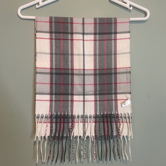 Unbranded Accessories - NWOT Womens Light Academia Preppy Cozy Fringe Tartan Plaid Scarf Cream Grey